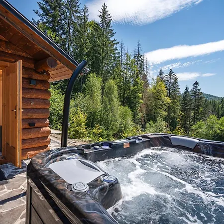 Chalet Piros Tale - Sauna - Jacuzzi - Beautiful Scenery - Kids Playground - In The Forest Exterior photo