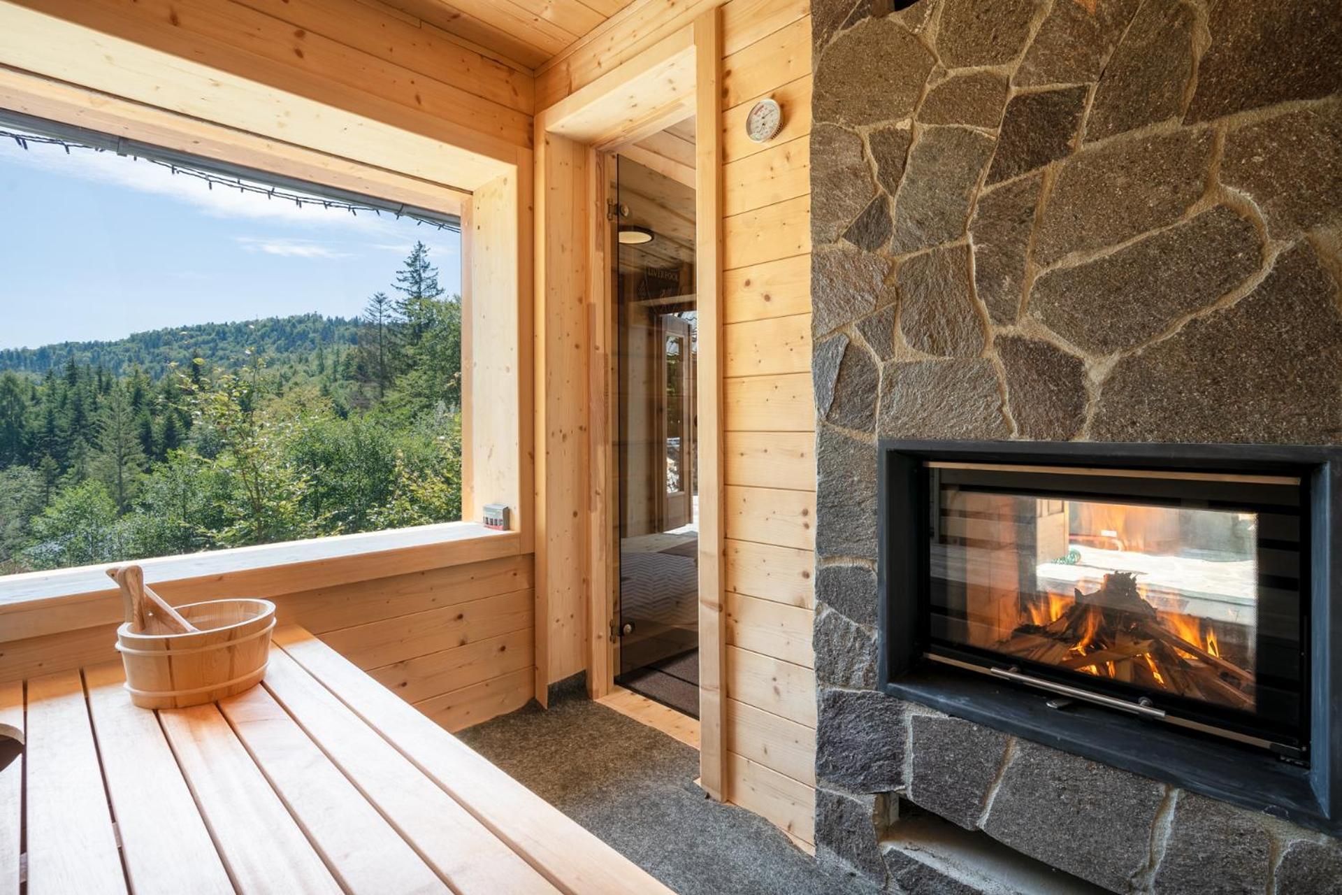 Chalet Piros - Sauna - Jacuzzi - Beautiful Scenery - Kids Playground - In The Forest *