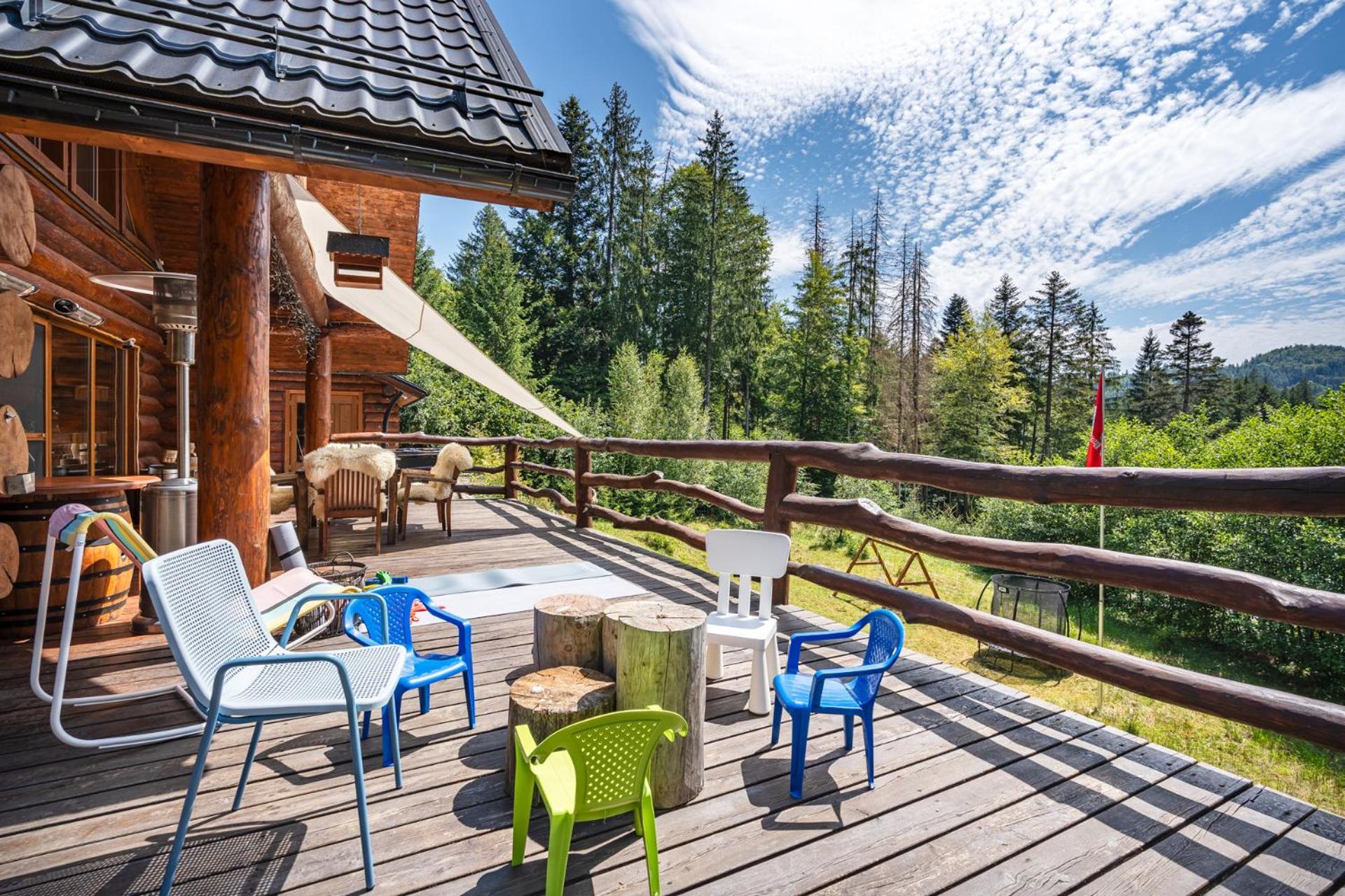 Chalet Piros - Sauna - Jacuzzi - Beautiful Scenery - Kids Playground - In The Forest Tale